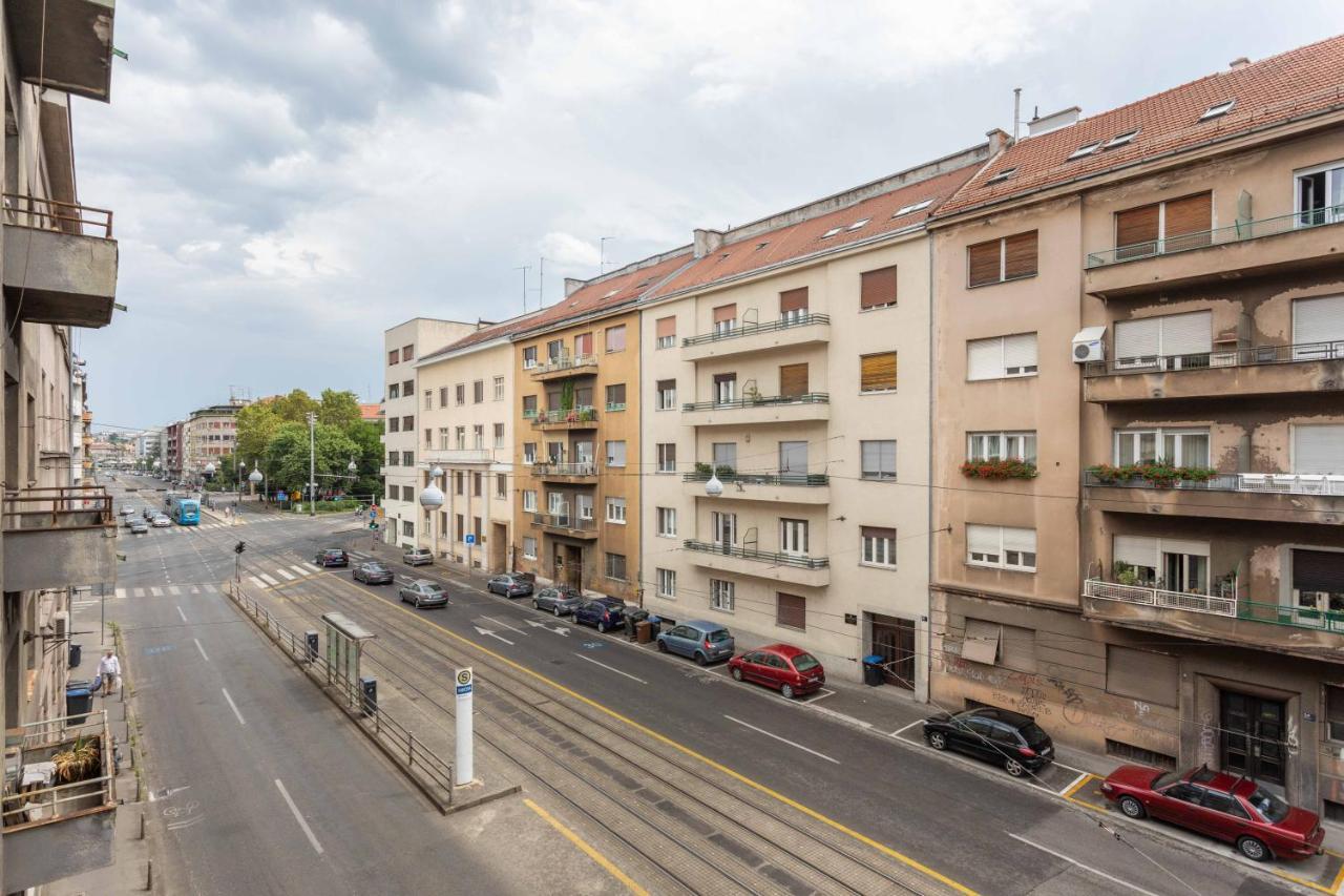 Sunny 2Bdr Apartment With A Balcony Zágráb Kültér fotó